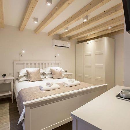 Cosmijeva Luxury Rooms Spalato Esterno foto